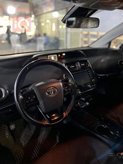 تويوتا بريوس